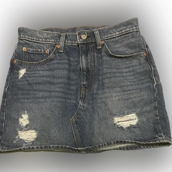 Levis Denim Mini Skirt - Picture 2 of 5